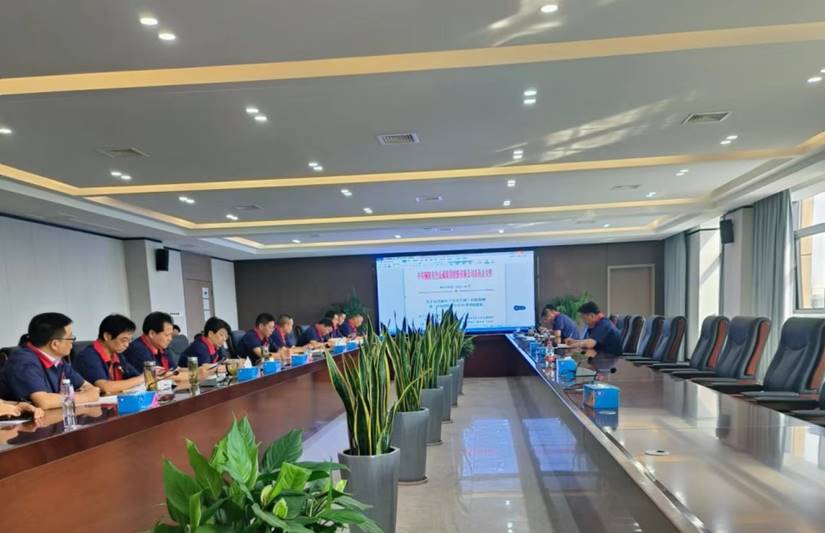 運(yùn)用浙江‘千萬工程’經(jīng)驗(yàn)案例，加強(qiáng)公司5S管理工作會(huì)議